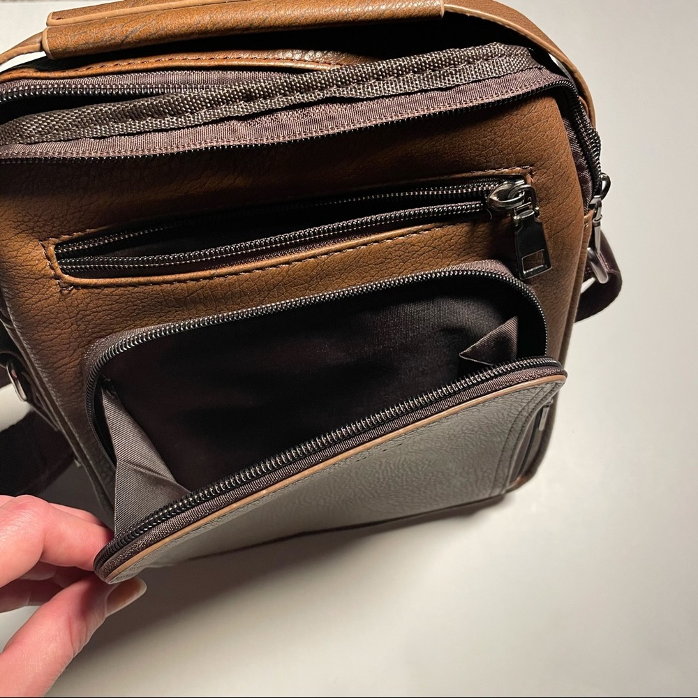 Purse - Picture 8 of 10
